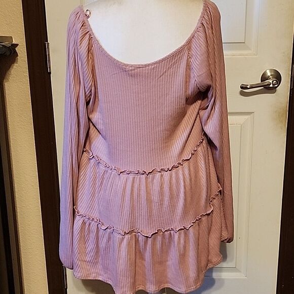 Lauren Conrad Ruffle Long Sleeved - Picture 2 of 4